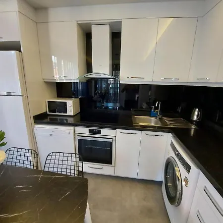 Apartment Aura Homes One Bedroom Near Cleopatra Alanya