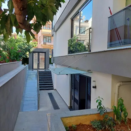 Aura Homes One Bedroom Near Cleopatra Апартаменты *
